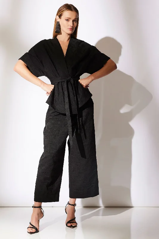 Plus Size Women's Elastic - Waist Culottes in Earth TonesGeo Texture Jacquard Wide Leg Cropped Pants Plus Size Women's Elastic - Waist Culottes in Earth TonesGeo Texture Jacquard Wide Leg Cropped Pants
