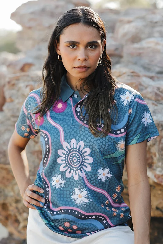 Metallic - trimmed polo shirt for a glamorous lookBush Tucker Gathering Women's Fitted Polo Shirt Metallic - trimmed polo shirt for a glamorous lookBush Tucker Gathering Women's Fitted Polo Shirt