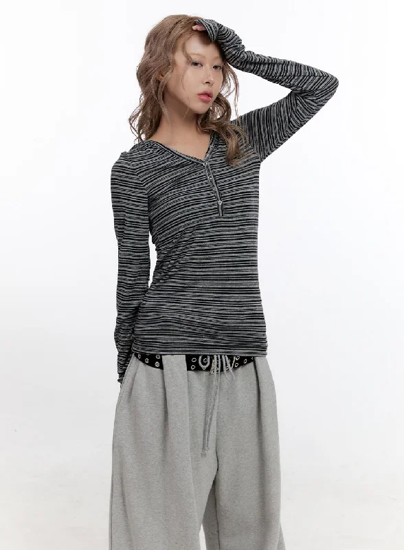Metallic Accent Women Long Sleeve Top for a Glamorous LookStripe Hooded Button-Up Top CN425 Metallic Accent Women Long Sleeve Top for a Glamorous LookStripe Hooded Button-Up Top CN425