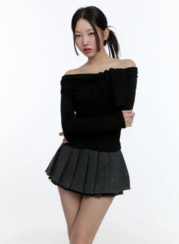 Striped Women Long Sleeve Top in a Timeless PatternOff Shoulder Ribbon Crop Top CD423 Striped Women Long Sleeve Top in a Timeless PatternOff Shoulder Ribbon Crop Top CD423