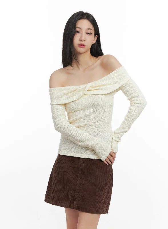 Printed Graphic Women Long Sleeve Top with a Bold StatementTwist Off-Shoulder Top CN426 Printed Graphic Women Long Sleeve Top with a Bold StatementTwist Off-Shoulder Top CN426