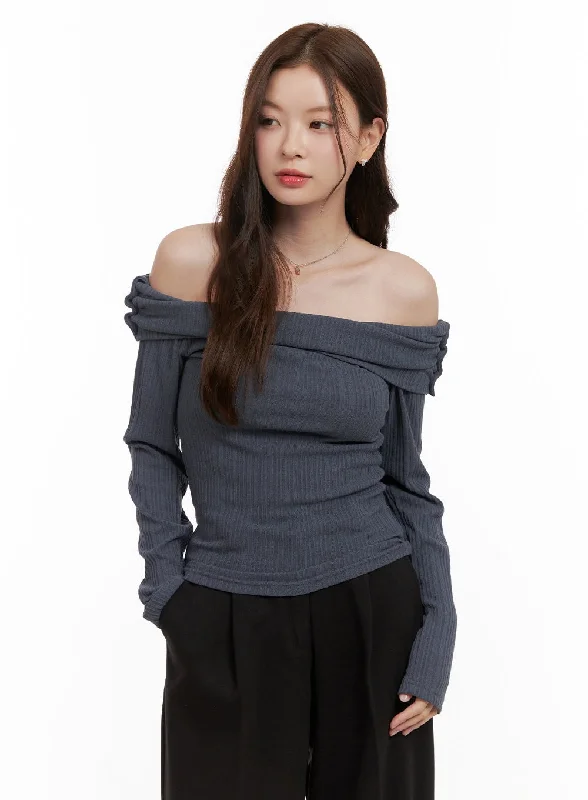 Turtleneck Women Long Sleeve Top for Cold Winter DaysOff Shoulder Buttoned Slim Fit TShirt OD403 Turtleneck Women Long Sleeve Top for Cold Winter DaysOff Shoulder Buttoned Slim Fit TShirt OD403