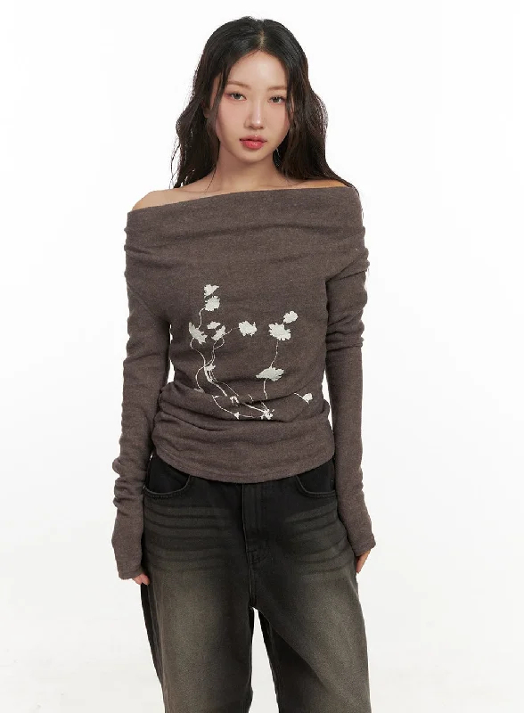 Printed Graphic Women Long Sleeve Top with a Bold StatementElegant Essentials Long Sleeve Top CN428 Printed Graphic Women Long Sleeve Top with a Bold StatementElegant Essentials Long Sleeve Top CN428