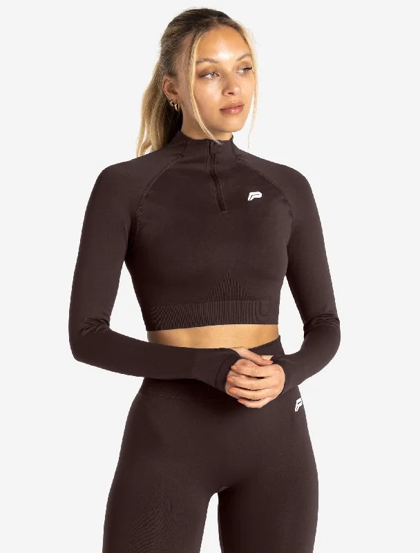 Long - Sleeve Women's Ribbed Crop Top in Beige for a Stylish and Cozy Fall OutfitScrunch Seamless Crop 1/2 Zip - Chocolate Plum Long - Sleeve Women's Ribbed Crop Top in Beige for a Stylish and Cozy Fall OutfitScrunch Seamless Crop 1/2 Zip - Chocolate Plum