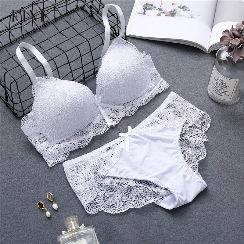 Tie - Front Women's Crop Top in Orange for a Playful and Adjustable Fit5 Colors Sexy Lace Bra Sets For Women 2019 Wireless Bra Comfortable Underwear Set Solid Crop Top Female Lingerie Set Brassiere Tie - Front Women's Crop Top in Orange for a Playful and Adjustable Fit5 Colors Sexy Lace Bra Sets For Women 2019 Wireless Bra Comfortable Underwear Set Solid Crop Top Female Lingerie Set Brassiere