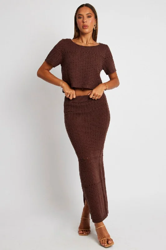 Skirts with a scalloped hem Brown Knit Skirt Crochet High Rise