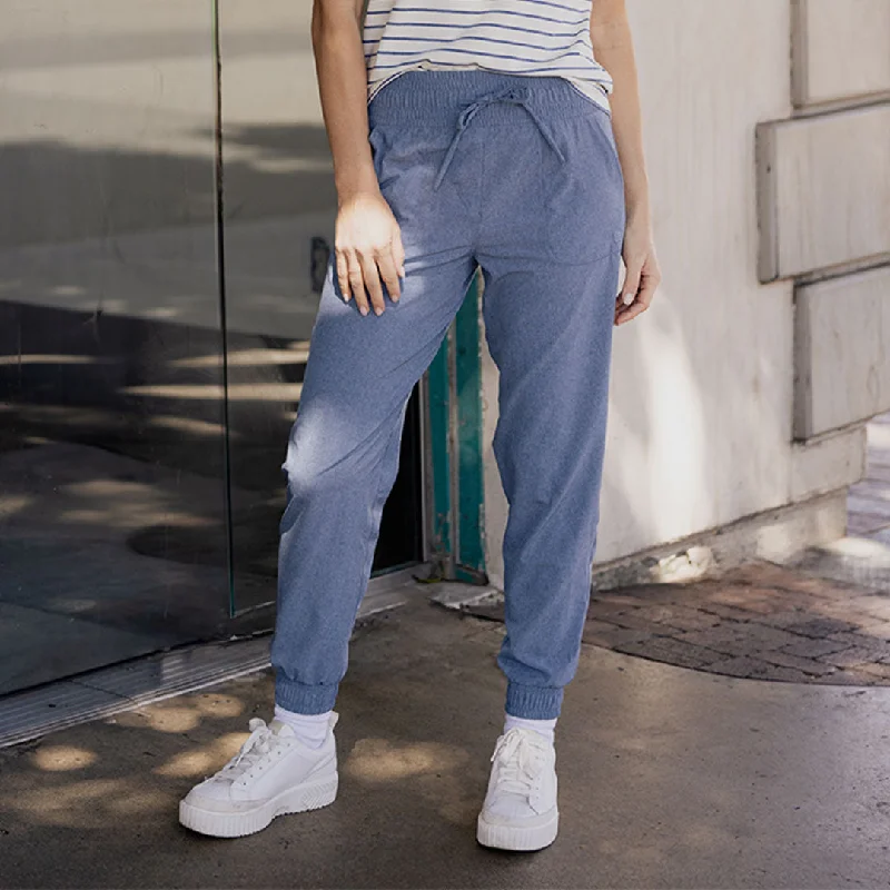 Skirts with adjustable waistbands Destination Joggers, Light Chambray