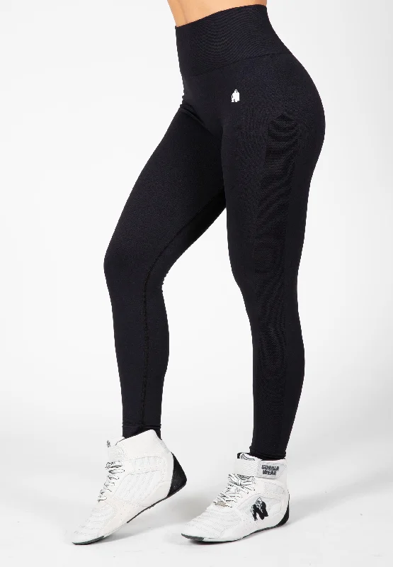 Plus Size Women's Snake - Print Tight Trousers in Brown and Black for a Bold Fashion StatementHilton Seamless Leggings - Black Plus Size Women's Snake - Print Tight Trousers in Brown and Black for a Bold Fashion StatementHilton Seamless Leggings - Black