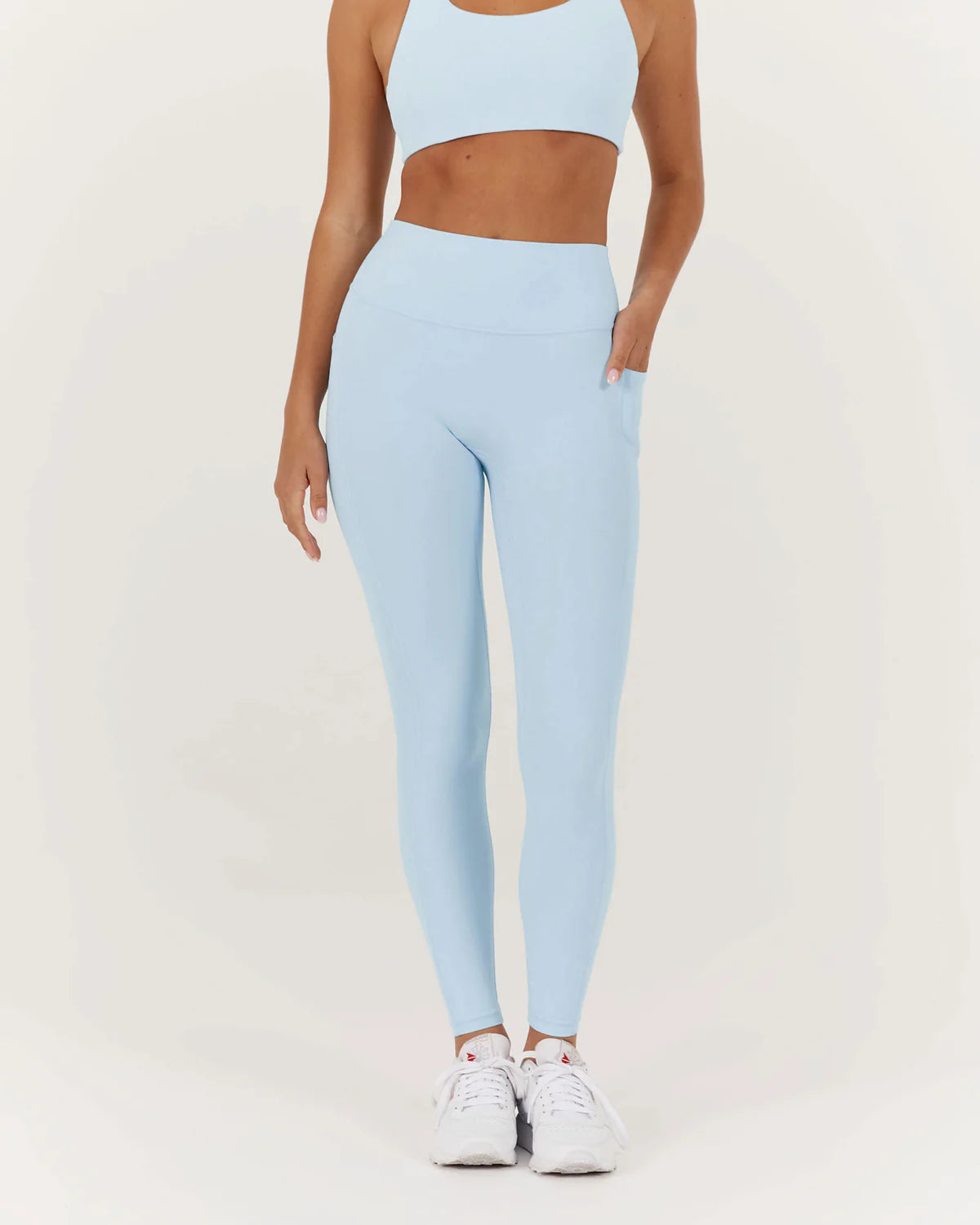 Women's Tight Trousers with Drawstring Waist in Khaki for a Relaxed and Adjustable FitMuscle Republic | Motion Pocket Legging 28" - Ice Blue Women's Tight Trousers with Drawstring Waist in Khaki for a Relaxed and Adjustable FitMuscle Republic | Motion Pocket Legging 28" - Ice Blue