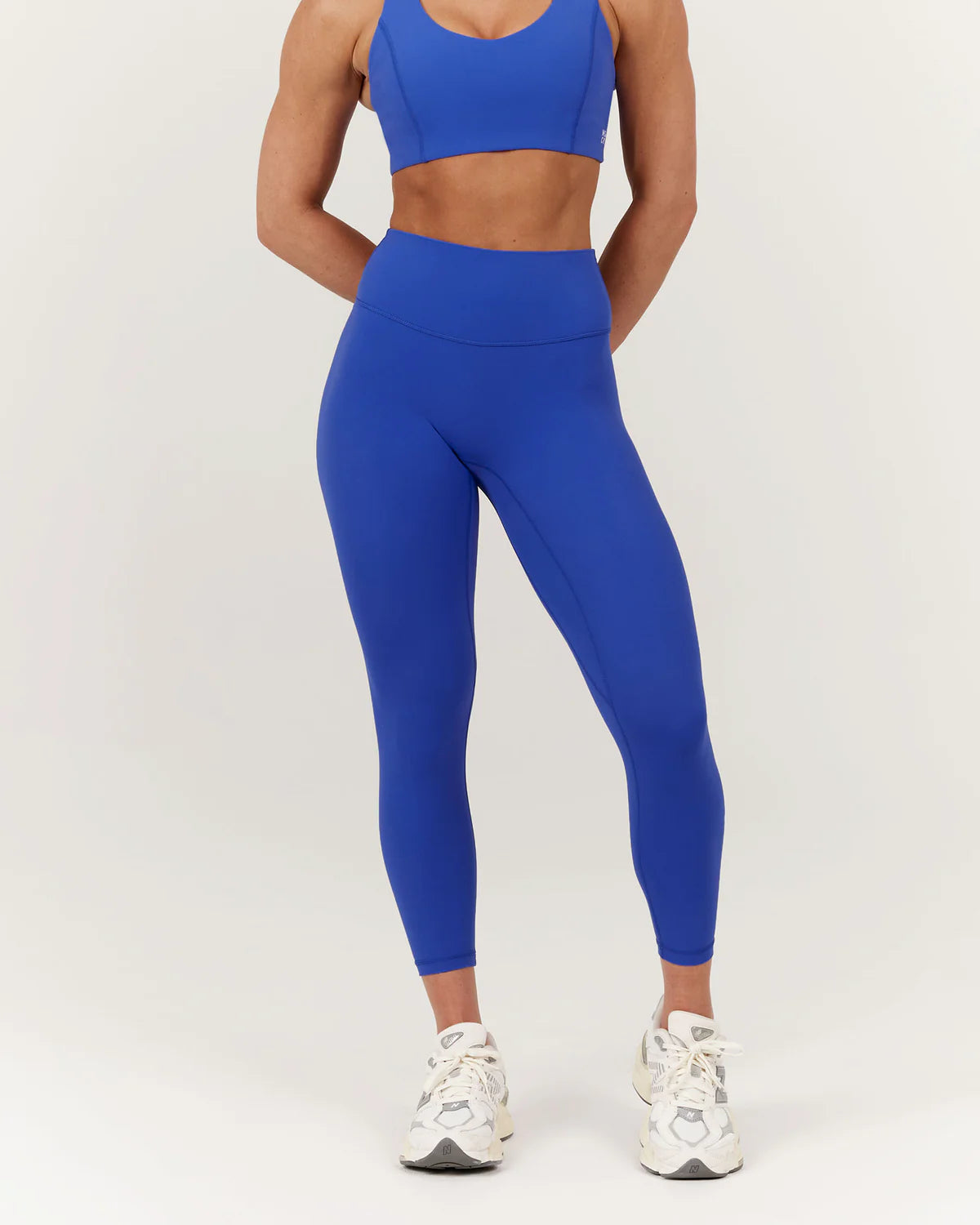 Women's Denim - Look Tight Trousers in Light Blue for a Casual and Versatile OptionMuscle Republic | Sculpt Leggings 7/8 - Ocean Women's Denim - Look Tight Trousers in Light Blue for a Casual and Versatile OptionMuscle Republic | Sculpt Leggings 7/8 - Ocean
