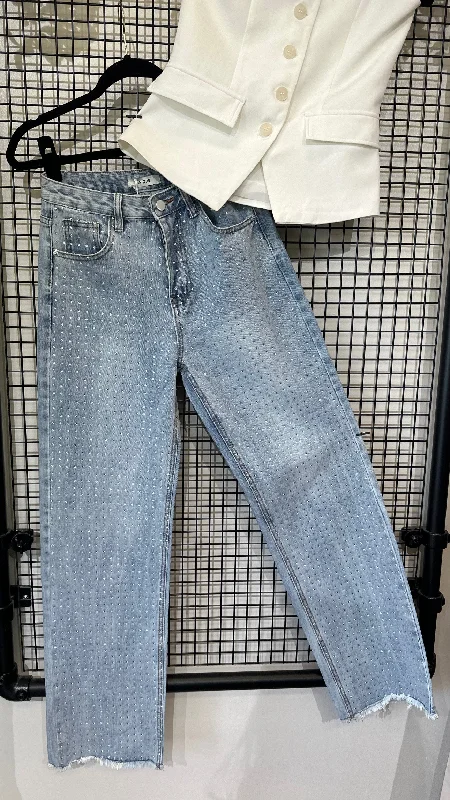Ripped women jeans for a rebellious and fashion - forward styleLavinia Blue Stud Detail Embellished Jeans Ripped women jeans for a rebellious and fashion - forward styleLavinia Blue Stud Detail Embellished Jeans