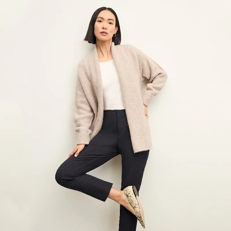 cashmere blend women cardigan for a luxurious feelFrederick Cardigan - Alpaca :: Walnut cashmere blend women cardigan for a luxurious feelFrederick Cardigan - Alpaca :: Walnut