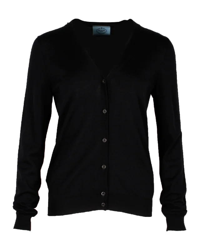 oversized women cardigan for a trendy and cozy lookPrada V-neck Cardigan in Black Wool oversized women cardigan for a trendy and cozy lookPrada V-neck Cardigan in Black Wool