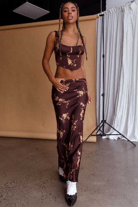 Ruffled Women Dress with Multiple Layers for a Playful and Girly StyleHara Slip Midi Skirt Floral Brown Ruffled Women Dress with Multiple Layers for a Playful and Girly StyleHara Slip Midi Skirt Floral Brown