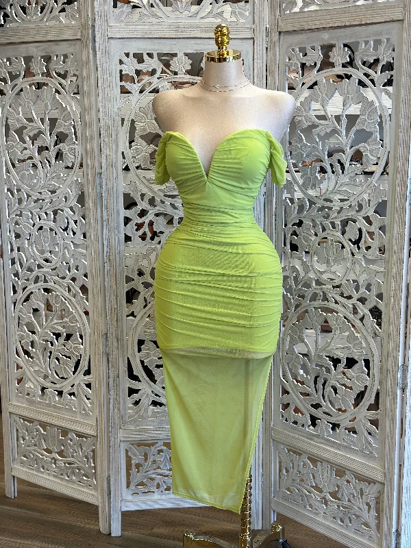Ball Gown Women Dress with a Full Skirt for a Princess - like LookLime Heart Lined Midi Dress- Stretchy,Estira Ball Gown Women Dress with a Full Skirt for a Princess - like LookLime Heart Lined Midi Dress- Stretchy,Estira