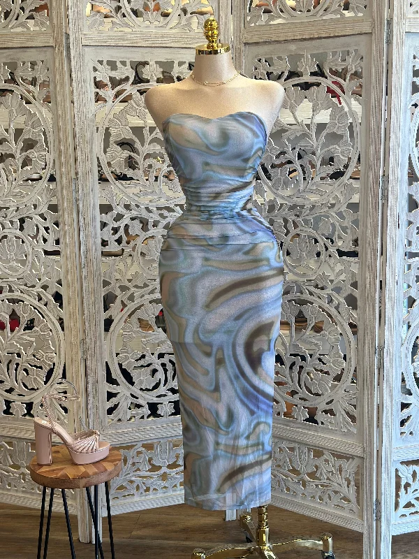 Printed Abstract Women Dress for a Modern and Artistic AppealStrapless Blue Multi Pattern Midi Dress- Stretchy,Estira Printed Abstract Women Dress for a Modern and Artistic AppealStrapless Blue Multi Pattern Midi Dress- Stretchy,Estira