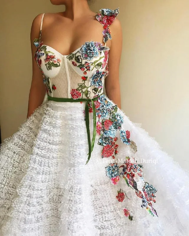 Plus Size Women Dress with a Flattering A - Line Cut for Comfort and StyleFemme Flowerette Gown Plus Size Women Dress with a Flattering A - Line Cut for Comfort and StyleFemme Flowerette Gown