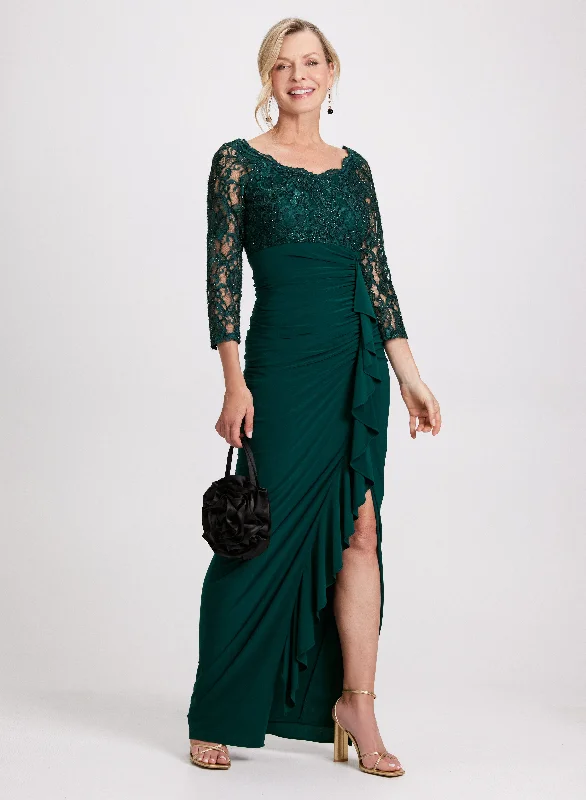 Ball Gown Women Dress with a Full Skirt for a Princess - like LookScalloped Detail Lace Sleeve Dress Ball Gown Women Dress with a Full Skirt for a Princess - like LookScalloped Detail Lace Sleeve Dress