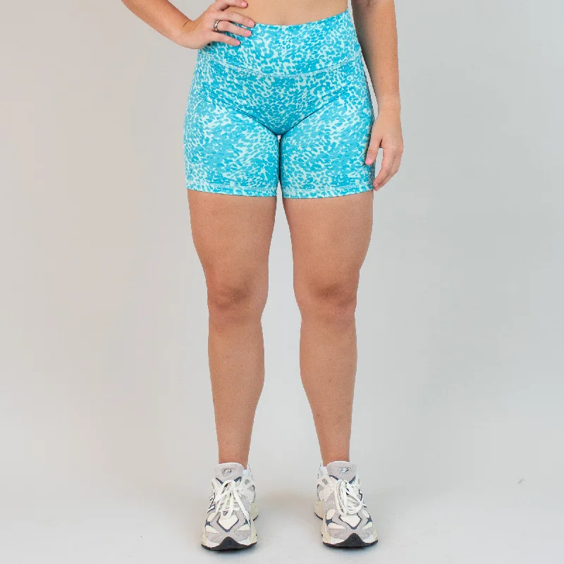 Belted Women Shorts to Enhance the WaistlineBiker Short 6" - No Front Seam - High Rise Belted Women Shorts to Enhance the WaistlineBiker Short 6" - No Front Seam - High Rise