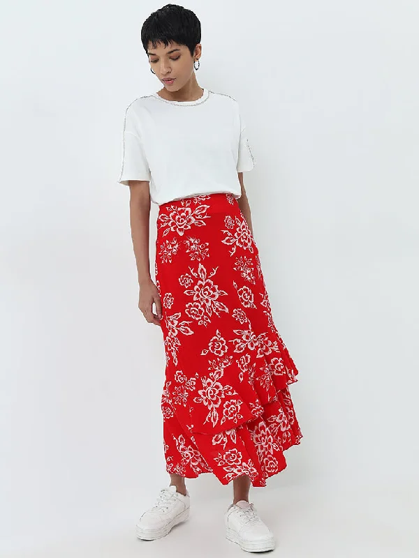 Linen Women Shorts for Breathable Comfort in Hot WeatherLOV Red Floral Printed Ruffled High-Rise Skirt Linen Women Shorts for Breathable Comfort in Hot WeatherLOV Red Floral Printed Ruffled High-Rise Skirt
