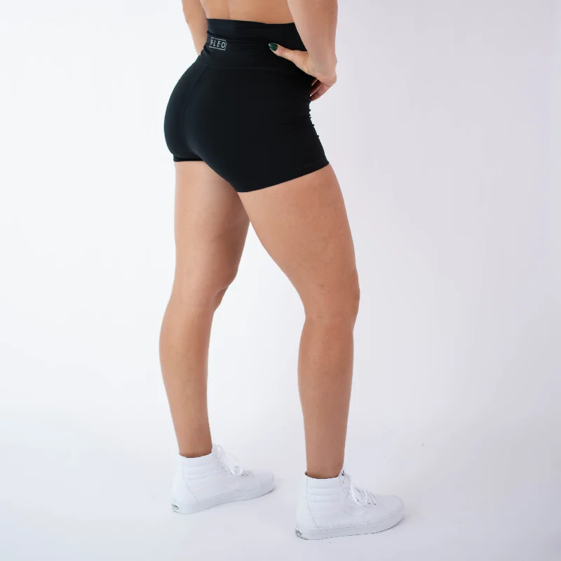 Patterned Geometric Women Shorts for a Modern AppealTrue High Original Short 2.5" - Higher Rise Patterned Geometric Women Shorts for a Modern AppealTrue High Original Short 2.5" - Higher Rise