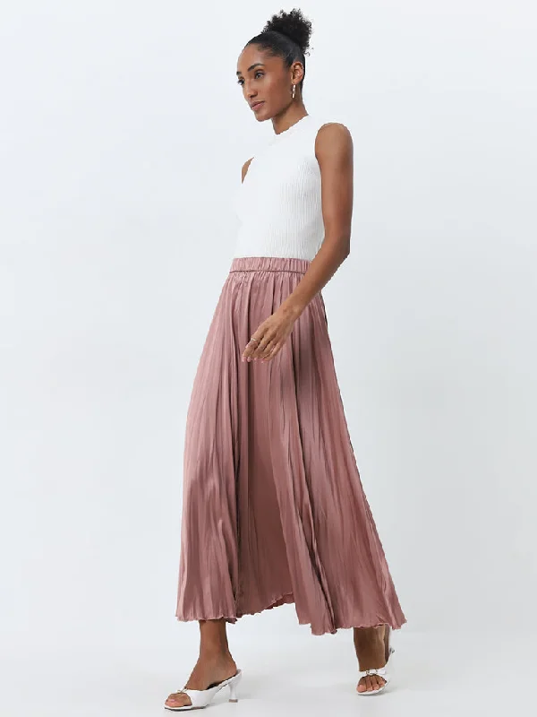 Solid Color Women Shorts in Bright Hues for a Bold StatementWardrobe Dusty Pink Pleated High-Rise Skirt Solid Color Women Shorts in Bright Hues for a Bold StatementWardrobe Dusty Pink Pleated High-Rise Skirt