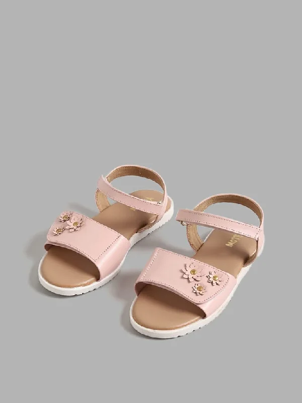 High - Waisted Women Shorts for a Retro and Flattering LookYellow Pink Flower-Themed Sandals High - Waisted Women Shorts for a Retro and Flattering LookYellow Pink Flower-Themed Sandals