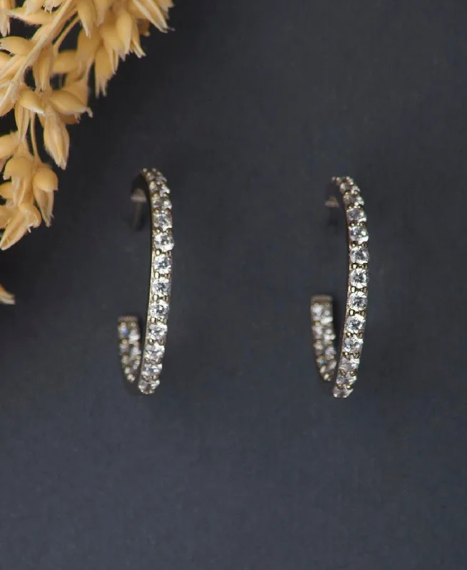 Matte - Finish Titanium Hexagon Stud Earrings for a Sleek and Contemporary StyleFashionable Stone Studded Silver Earring