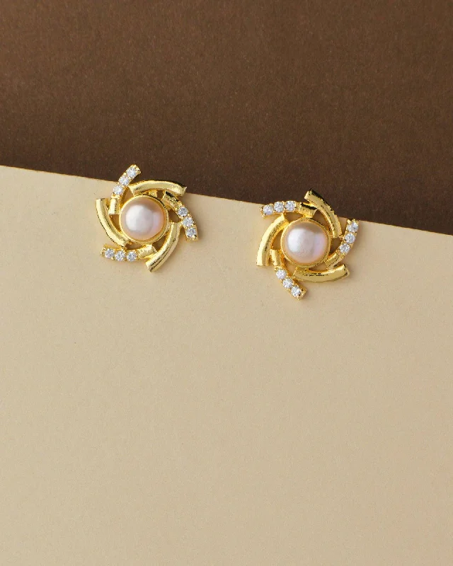 Cubic Zirconia - Encrusted Flower Stud Earrings in Pink for a Girly and Glamorous AccessoryFloral Pearl Stud Earring
